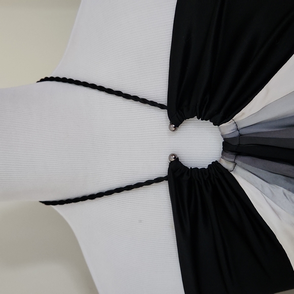 Bebe silk halter top - Picture 2 of 7